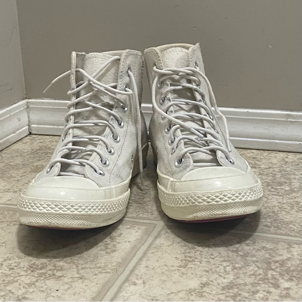 Converse  Chuck Taylor Classic 70’s High Socks White Sneakers. Size M 7.5, W9.5.